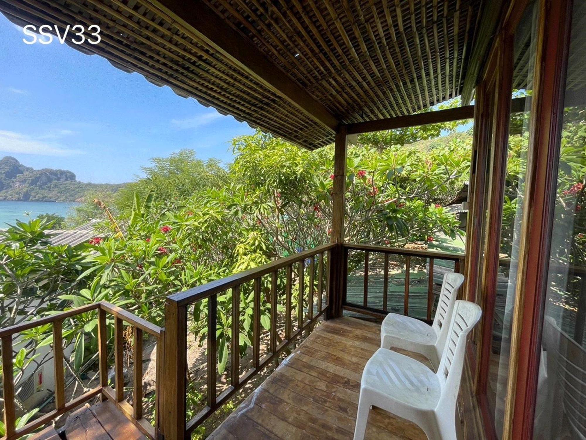 מלון Cozy Seafront 2*